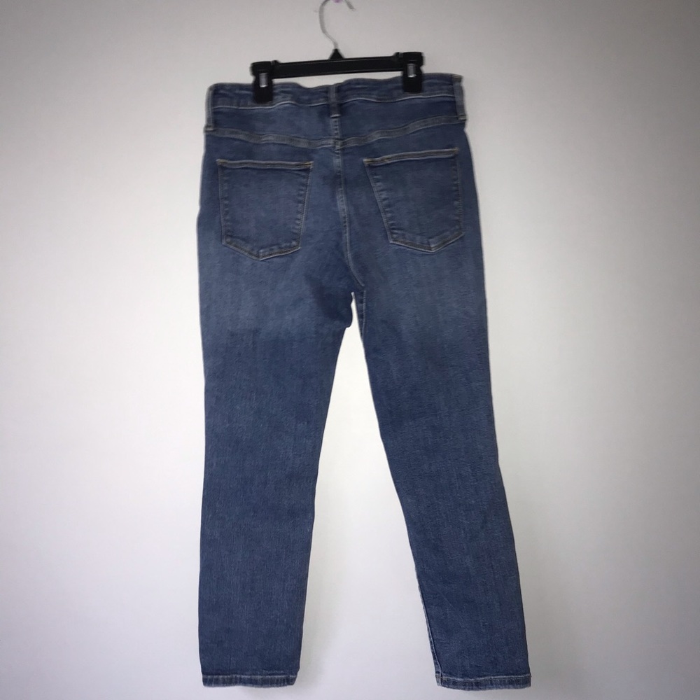 Universal Thread Ripped Jeans - Picture 3 of 3